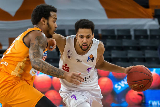 辽宁队是联 辽宁队是联