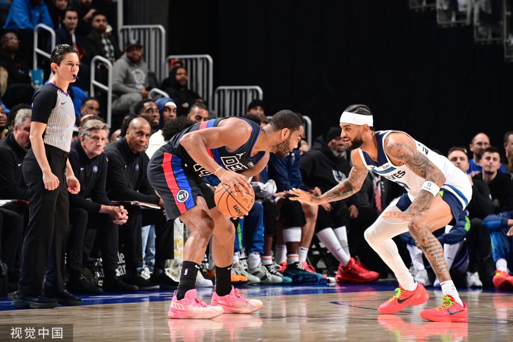 路员工通过 路员工通过