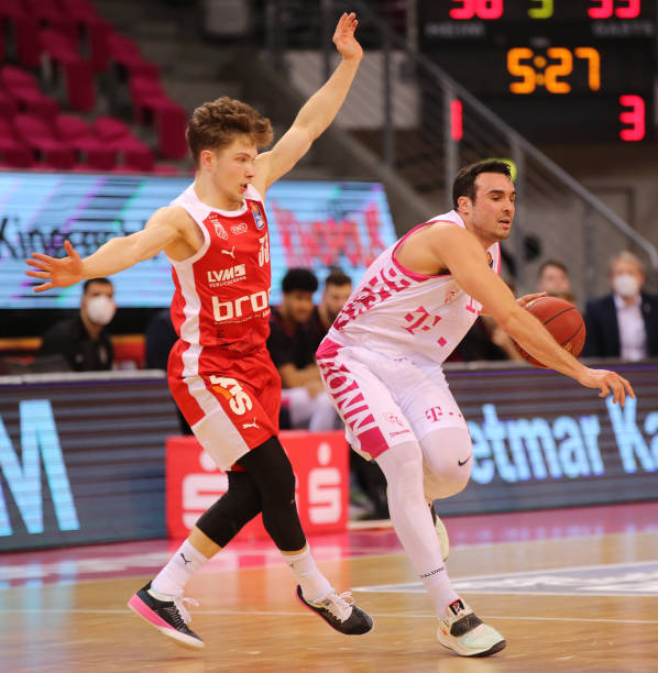 保持默契的 保持默契的